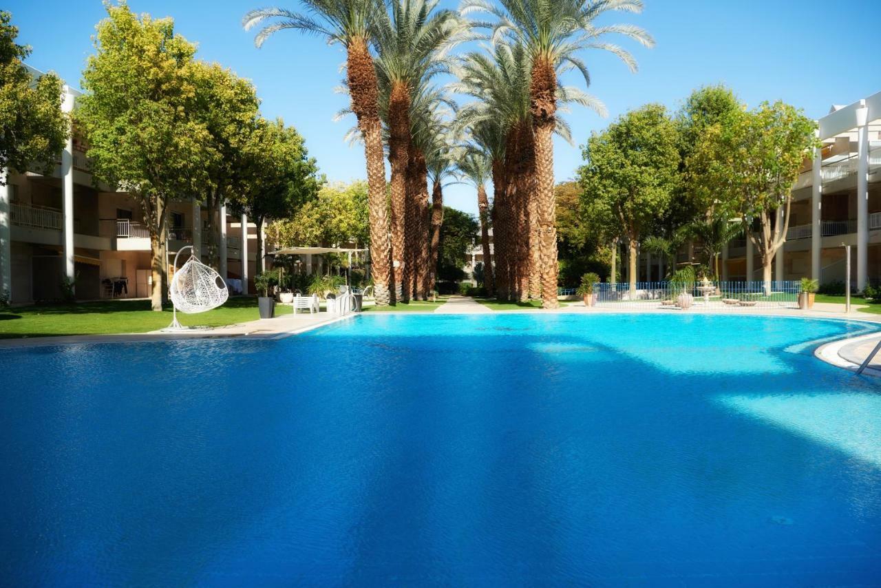 דירת גן פונה לבריכה - Pool Garden View Eilat Apartment Exterior photo